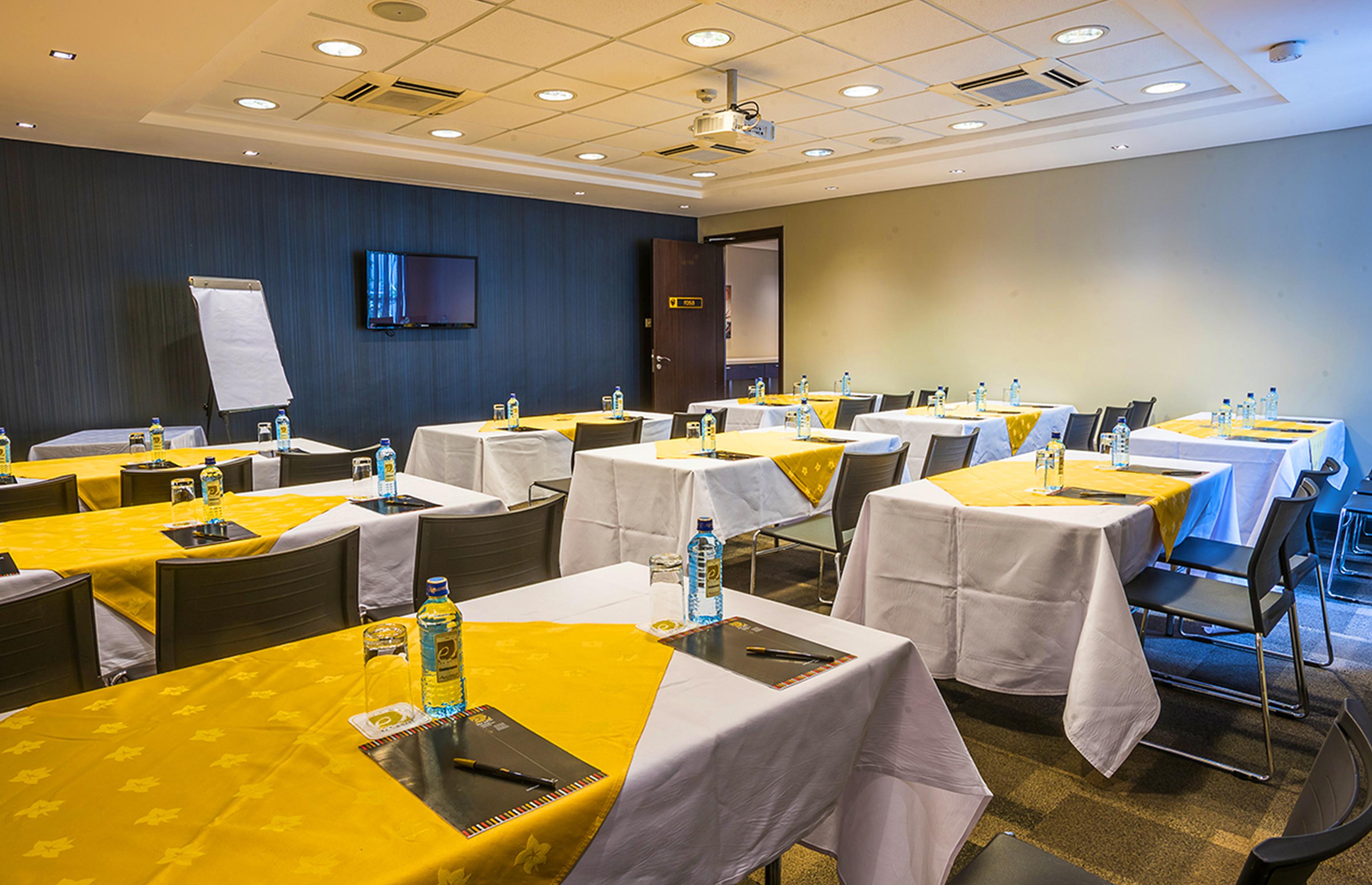 Eka Hotel Найроби Экстерьер фото
